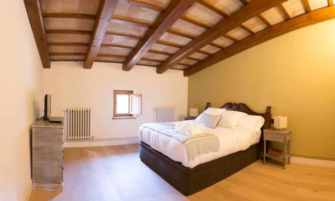Aiguamurcia House | Big House, Les Apieres.