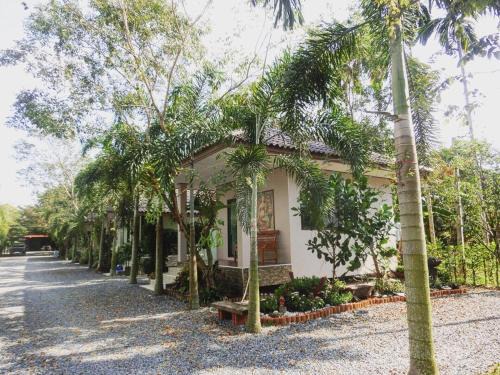 Trat Resort | Big House Resort
