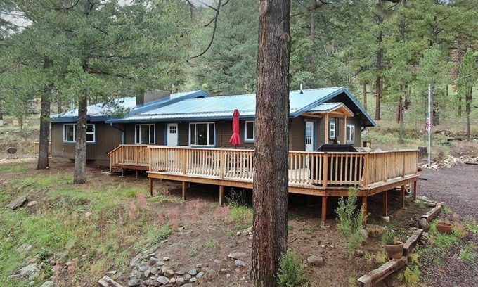 Greer Cabin | BIg K Hideaway in Greer, AZ