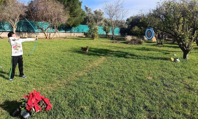 Lliria House | Big lawn villa in City of music, near equestrian center,outdoor fun,orchard