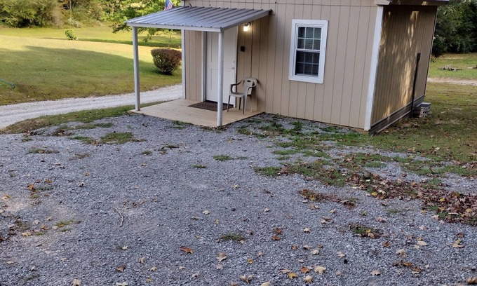 Ashley Oaks Cabin | Big Mountain Cabin 3 w/direct access to Windrock
