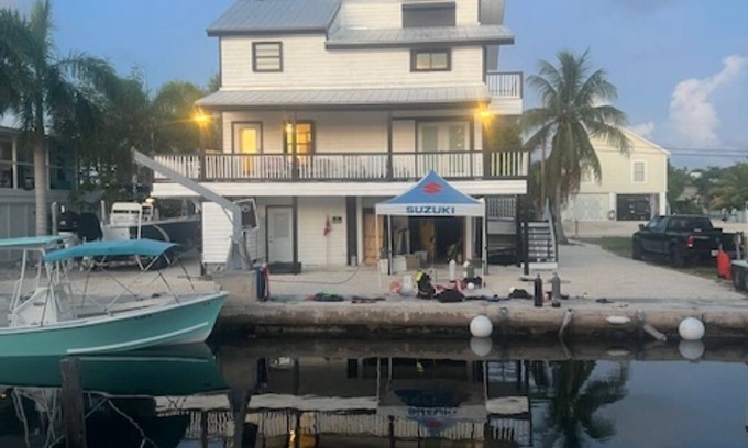 Port Pine Heights House | Big Pine Key, 3 BR, 2 1/2 Bath, Private Canal, Close to everything, KW
