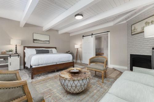 Springville House | Big Pine Suite CN Lodge R#1