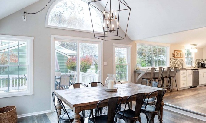 Holland House | Big Red Cottage sleeps 8+ near Lake Macatawa