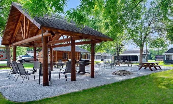 Buffalo City Other | Big River Escape Riverside Cabins