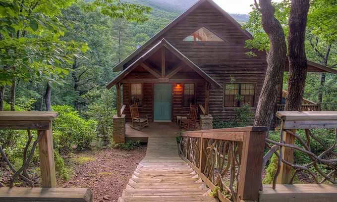 Helen Cabin | Big Sky- Luxury Couples Cabin with Views of Mt Yonah and Hot tub. Near Helen GA
