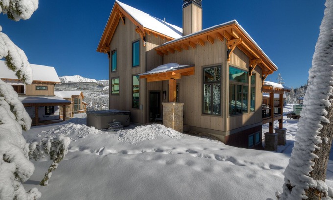 Powder Ridge Ski Chalet | Big Sky Vacation Rentals: Homestead 10 Claim Jumper