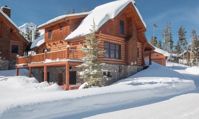 Powder Ridge Cabin | Big Sky Vacation Rentals: PR Red Cloud 1A