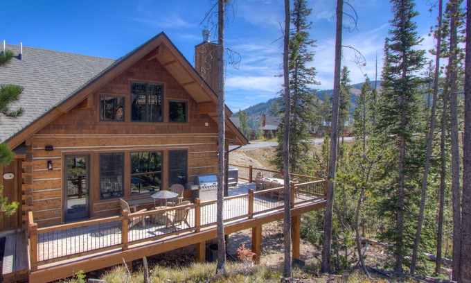 Powder Ridge Cabin | Big Sky Vacation Rentals: PR Oglala 9