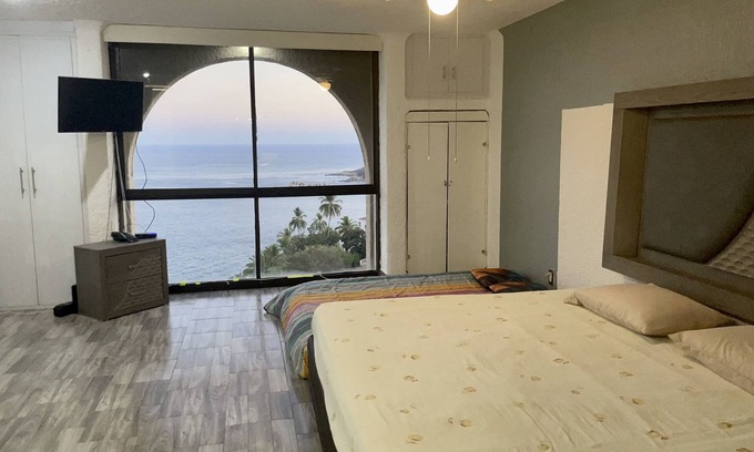 Caleta Apartment | Big sky villa