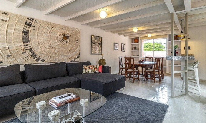 Downtown Queretaro Apartment | Big spacious apartment w/terrace. 3br 2ba 150mbs
