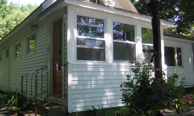 Holderness House | Big Squam Lake 2 BR Friday - Friday Weekly Rental