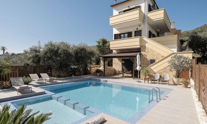 Spilia Villa | Big Villa - Private Pool - Garden & View - BBQ