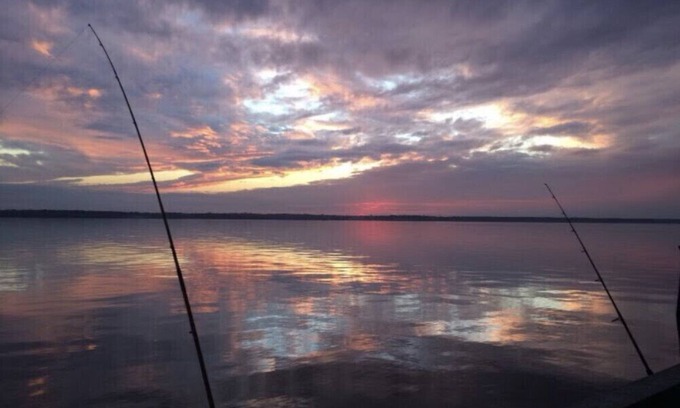 Summerton House | Big water lakefront with sunset views, large deck, private dock