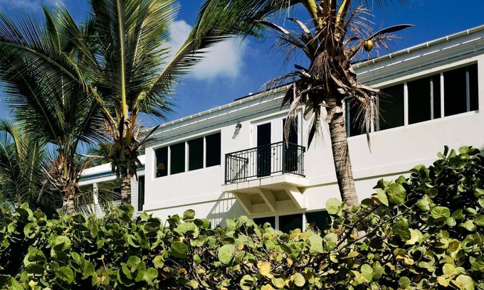 Great Cruz Bay Villa | BIG WATERFRONT BEACH HOUSE WALK TO CRUZ BAY SHOPPING WAVES BELOW BEDROOM WINDOW