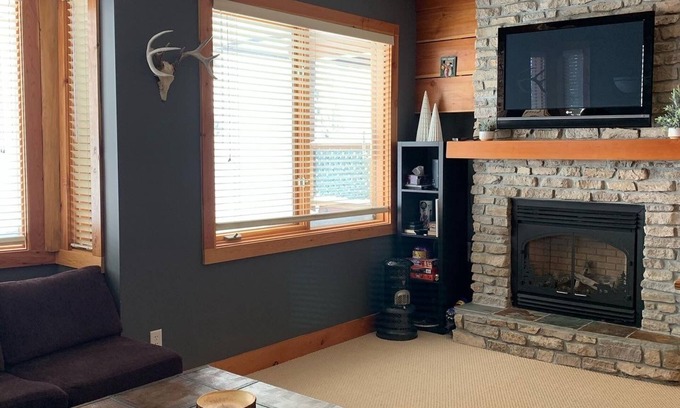 Big White Ski Resort House | Big White Condo perfect for an amazing getaway Winter or Summer!