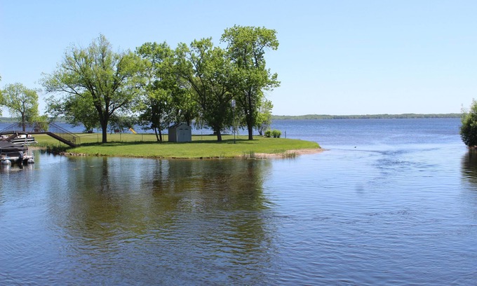 Webster Condo | Big Yellow lake Condo with Dock, Lake Front