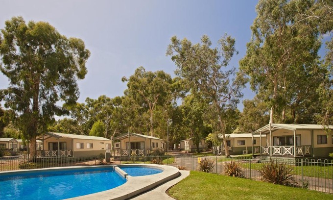 Melbourne Resort | BIG4 Crystal Brook Tourist Park