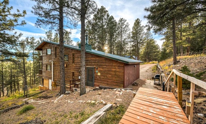 Angel Fire House | Bigfoot Lodge