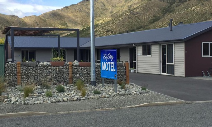 Omarama Hotel | BigSky Motels