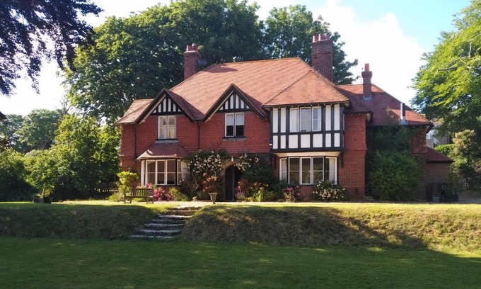 West Lulworth Bed & Breakfast | Bijou B&B Lulworth