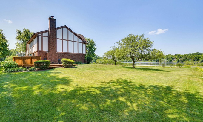 Prospect Heights House | Bike & Kayak: Lakefront Prospect Heights Home