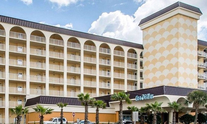 Ormond Shores Apartment | Bike week/March 2023