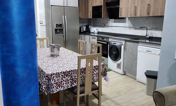 Barakaldo Condo | Bilbao - Baracaldo - BEC - (Netflix, Spotify)