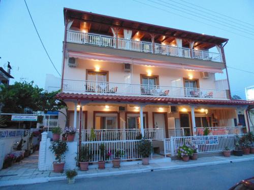 Sarti Apartment | Billy's House