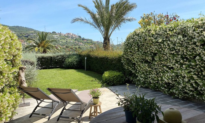 Vallebona Apartment | Bilocale con splendido porticato