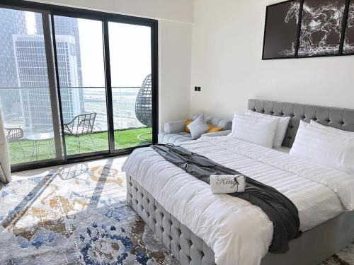 Business Bay House | Binghatti canal suites smart home by kings holiday