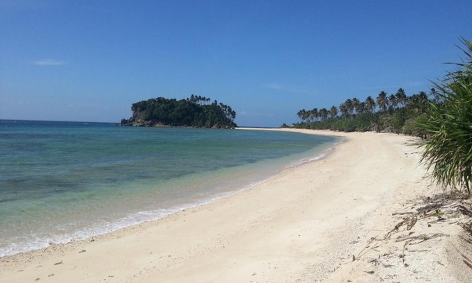 Ferrol Resort | Binucot Beach Resort
