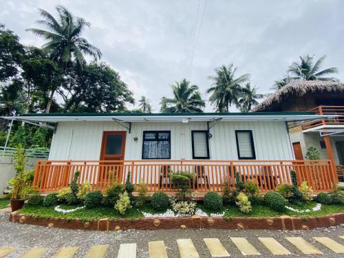 Bulusan Apartment | Birbeck Lodge