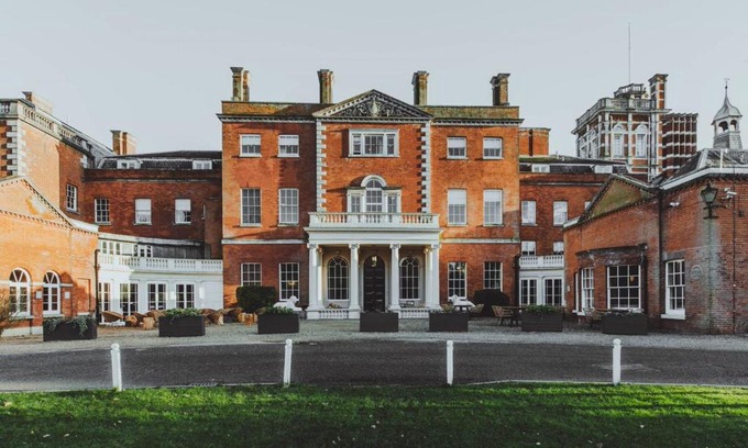 Waltham Cross Hotel | Birch Cheshunt