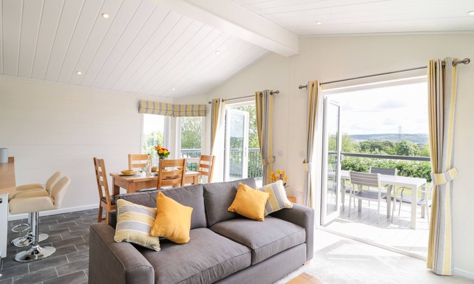 Teigngrace Cottage | Birch Lodge