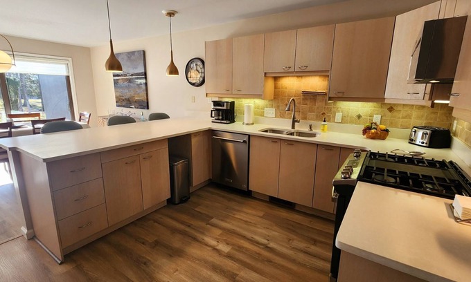 Birchwood Farms Condo | Birchwood Farms condo overlooking Birches #1