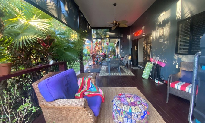 Atherton House | Bird Watchers Tropical Paradise. Family & Pet Friendly Oasis