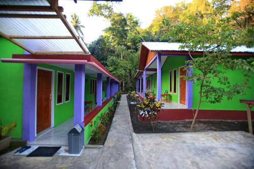 Bitung House | Birdhouse Homestay Tangkoko