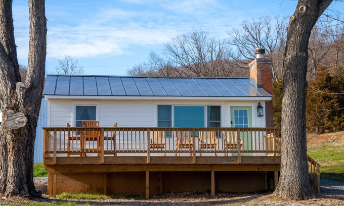 Crozet Cottage | Birds and Bees Cottage