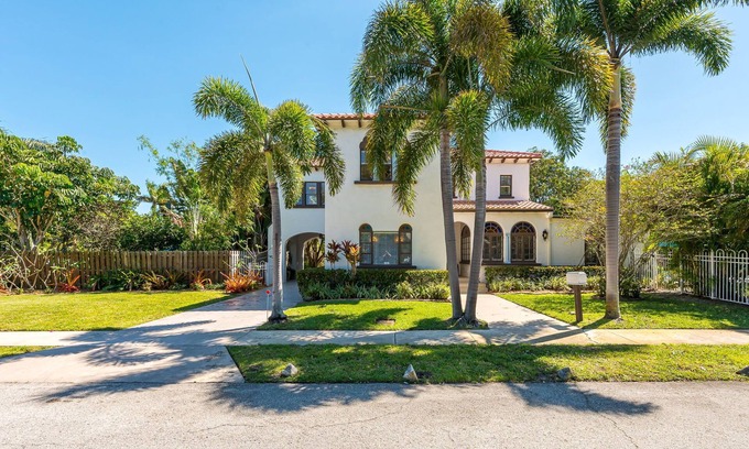 South Palm Park Neighborhood Association House | Birds of Paradise Historic 1900's Spanish Estate!