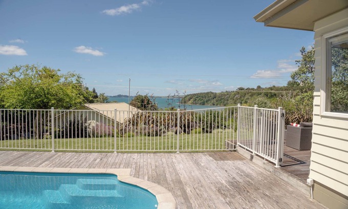 Tawharanui House | Birdsong Beach House
