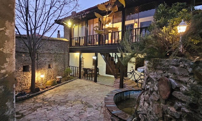 Birgi House | Birgi Mai Siyah Konak