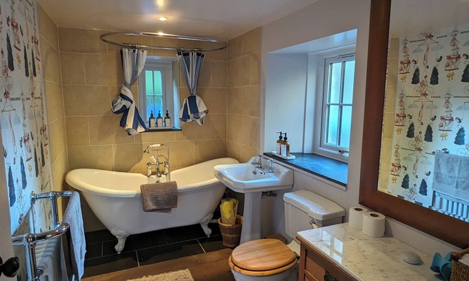 Jedburgh Cottage | Birkenside Cottage: stunning luxury cottage in heart of forestry reserve.