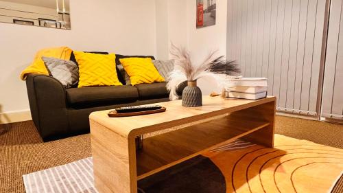 The Westside Apartment | Birmingham City Centre Apartment with Parking