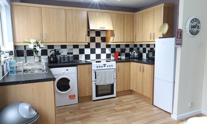 Little Hay House | Birmingham HS2NECAirport 3 beds 9pp Homebase