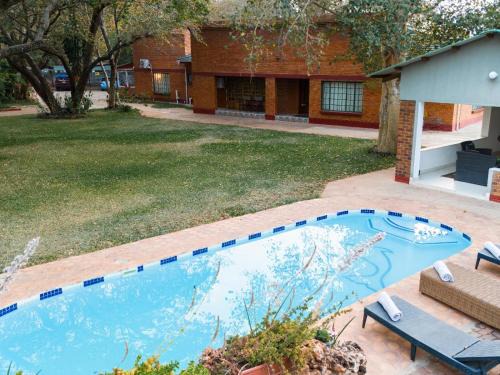 Victoria Falls House | Bishop House