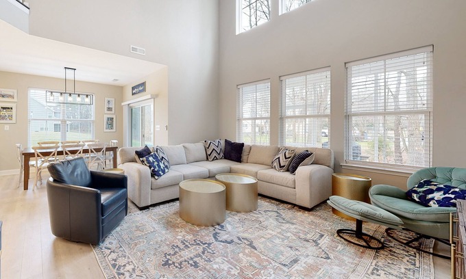 Millville House | Bishops Landing townhome with screened porch, patio, on-site pool & tennis