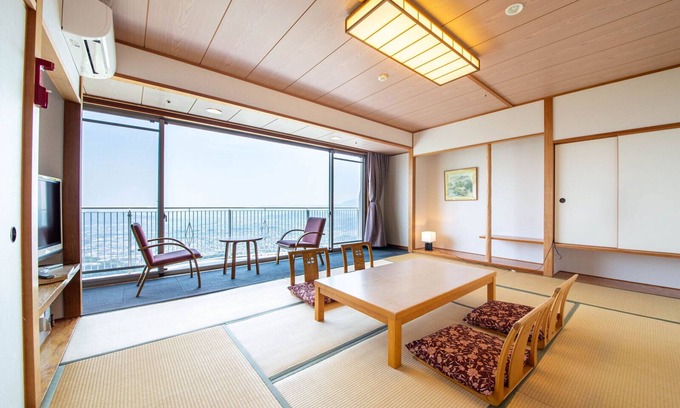 Tokushima House | Bizan kaigetsu