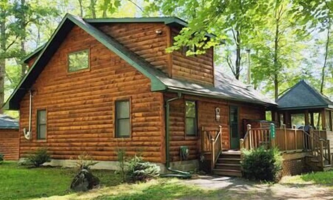Baldwin House | Black Bear Cottage-Hot Tub, Pet Friendly!