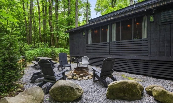 Rocky Grove Cabin | Black Bear Lodge - Fire Pit - Hot Tub